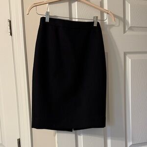 Elegant Black Pencil Skirt